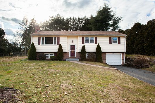 82 Spoonville, East Granby, CT 06026
