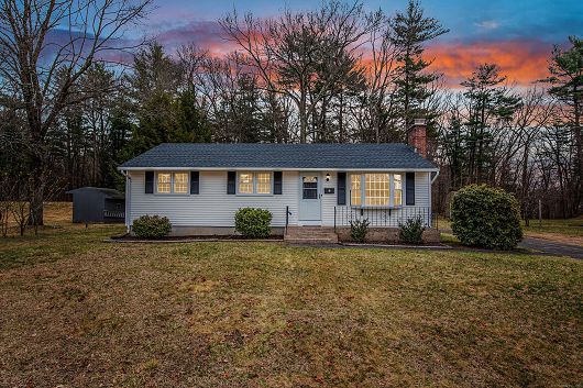 13 Betty, Enfield, CT 06082