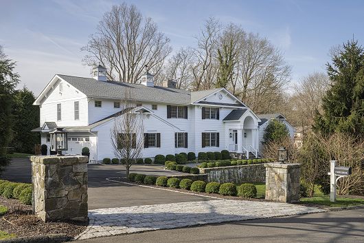17 Rustic View, Greenwich, CT 06830