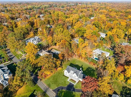 25 Hillcrest, New Canaan, CT 06840