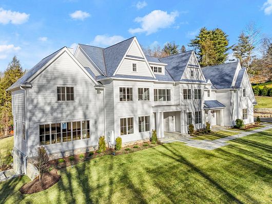 99 Turtle Back S, New Canaan, CT 06840