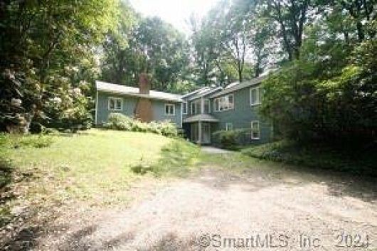 854 Valley, New Canaan, CT 06840