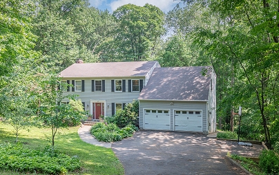 17 Hoyt Rd, Bethel, CT 06801 United States