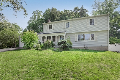 53 Ridgedale Rd, Bethel, CT 06801 United States