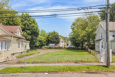 320 Union Ave, Bridgeport, CT 06607 United States
