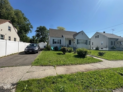 344 Alpine St, Bridgeport, CT 06610 United States
