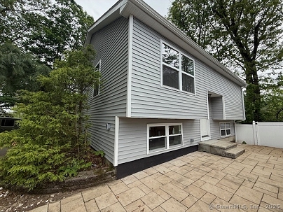 499 Woodlawn Avenue Ext, Bridgeport, CT 06602 United States