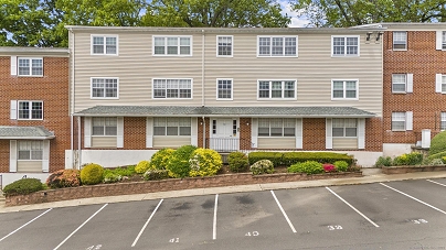 50 Greenhouse Rd Unit 65D, Bridgeport, CT 06606 United States