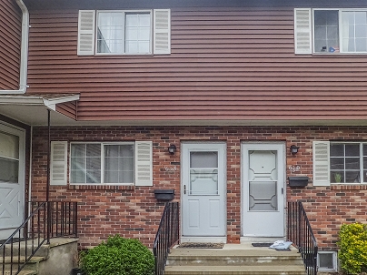 65 Patricia Rd Unit N, Bridgeport, CT 06606 United States