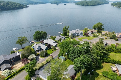 113 N Lake Shore Dr, Brookfield, CT 06804 United States