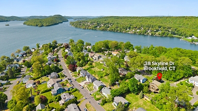 38 Skyline Dr, Brookfield, CT 06804 United States