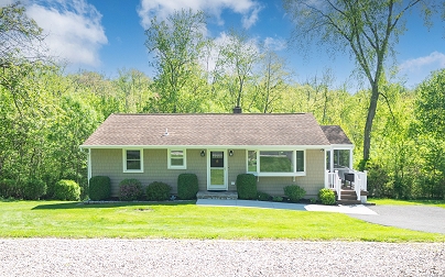 7 Bayview Dr, Brookfield, CT 06804 United States