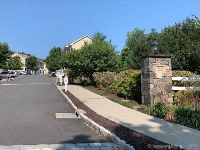 15 Scuppo Rd Unit 402, Danbury, CT 06811 United States
