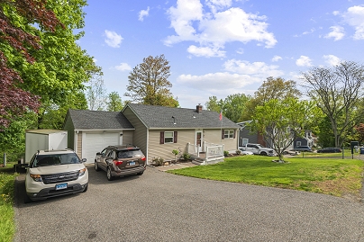 54 Topstone Dr, Danbury, CT 06810 United States