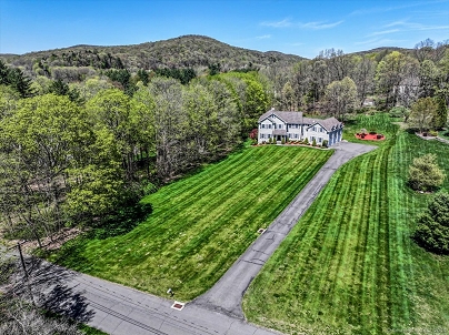6 E Starrs Plain Rd, Danbury, CT 06810 United States