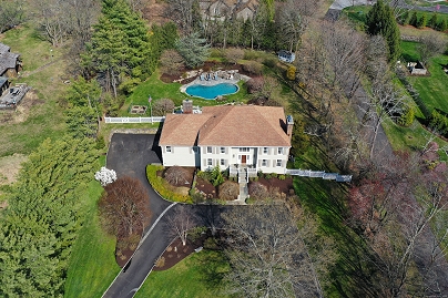 84 Nearwater Ln, Darien, CT 06820 United States