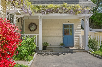 9 Glenwood Dr, Darien, CT 06820 United States