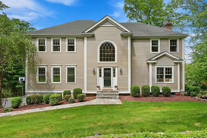 15 Golf View Dr, Easton, CT 06612 United States