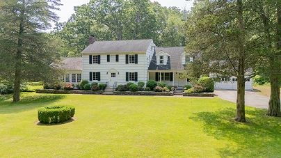 46 Bayberry Ln, Easton, CT 06612 United States