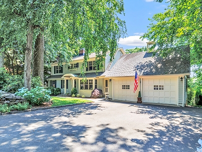 1333 Round Hill Rd, Fairfield, CT 06824 United States