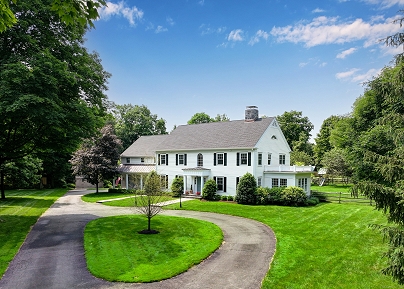 1615 Cross Hwy, Fairfield, CT 06824 United States