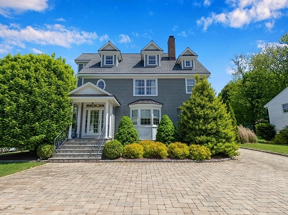 226 Alberta St, Fairfield, CT 06825 United States