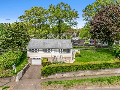 261 High St, Fairfield, CT 06824 United States