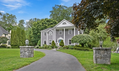 28 Eagle Dr, Fairfield, CT 06825 United States