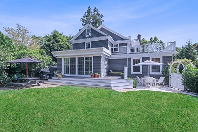 29 Bayberry Rd, Fairfield, CT 06825 United States