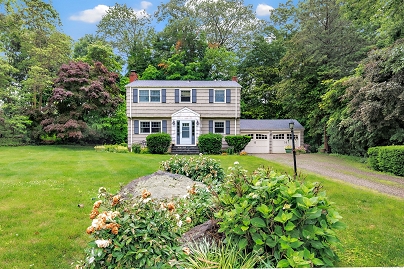 343 Steiner St, Fairfield, CT 06825 United States