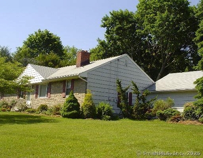 71 Schiller Rd, Fairfield, CT 06825 United States