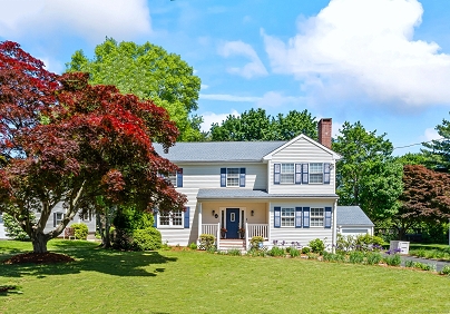 94 Orchard Hill Dr, Fairfield, CT 06824 United States