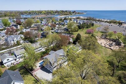 97 Benson Pl, Fairfield, CT 06824 United States