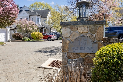 147 Holly Hill Ln Unit 2, Greenwich, CT 06830 United States
