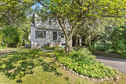 18 Maple Dr, Greenwich, CT 06870 United States