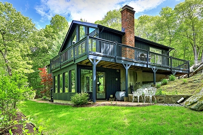 26 Freedman Ln, Monroe, CT 06468 United States