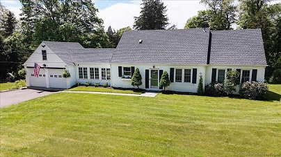 35 Old Newtown Rd, Monroe, CT 06468 United States