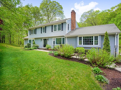71 Laurel Dr, Monroe, CT 06468 United States