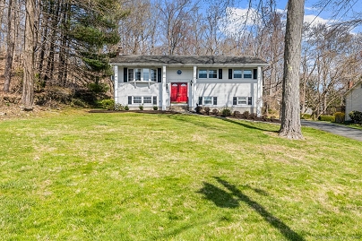 23 Indian Hill Rd, New Fairfield, CT 06812 United States