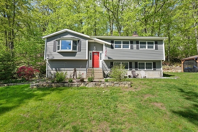 25 Fleetwood Dr, New Fairfield, CT 06812 United States