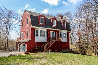 19 Fairchild Rd, Newtown, CT 06470 United States
