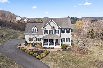 3 Quarry Ridge Rd, Newtown, CT 06482 United States