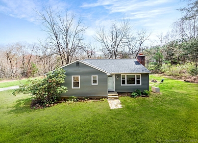 38 Black Bridge Rd, Newtown, CT 06482 United States
