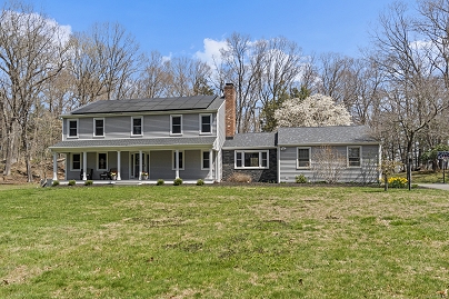 6 Tamarack Rd, Newtown, CT 06470 United States
