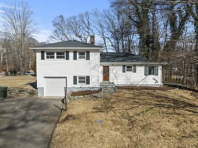 1 Wakerobin Rd, Norwalk, CT 06851 United States