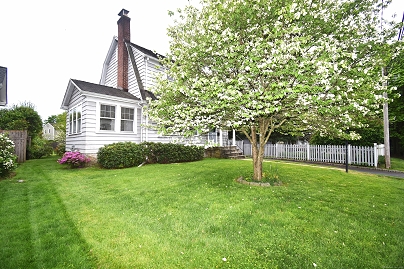 2 Upland Ct, Norwalk, CT 06854 United States