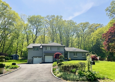 6 Shadow Ln, Norwalk, CT 06851 United States