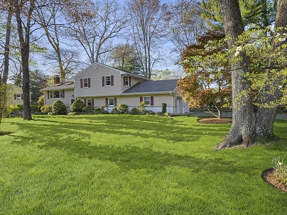 8 Dorset Rd, Norwalk, CT 06851 United States