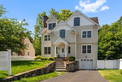 9 Knollwood Rd, Norwalk, CT 06854 United States