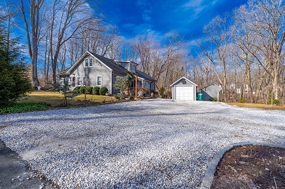 471 Newtown Tpke, Redding, CT 06896 United States
